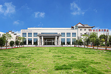 一吻二楼三脱四上床：浪漫新境界：“一吻二楼三脱四上床”游戏体验，带你探索奇幻爱情之旅-2